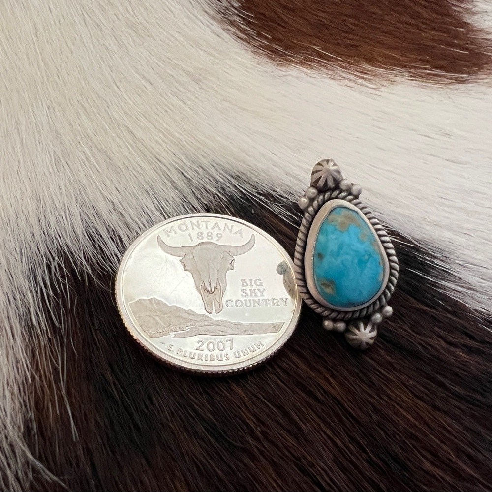 ❤️ Blue Ridge Turquoise Matte Sterling Teardrop Navajo Style Stud Earrings .92”L - Picture 5 of 11